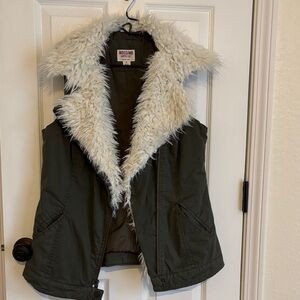 Mossimo Supply Co. Dark Green Vest with Faux Fur Trim